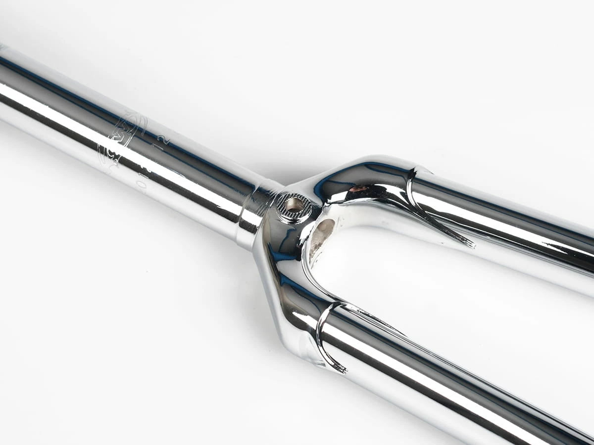 BLB Brick Lane Bikes Fourche De Piste Classic Chrome 1'' Filetage 700c 4 BLB Brick Lane Bikes Fourche De Piste Classic Chrome 1'' Filetage 700c – Image 2