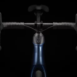 Domane SL 6 ETap Satin Dark Aquatic/Satin Trek Black 20 Domane SL 6 ETap Satin Dark Aquatic/Satin Trek Black -Vélos Soldes DomaneSL6eTap 22 35028 B Alt6