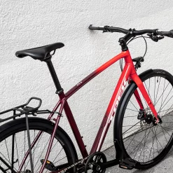 Trek FX 3 Disc Equipped Viper Red To Cobra Blood Fade 16 Trek FX 3 Disc Equipped Viper Red To Cobra Blood Fade -Vélos Soldes FX3DiscEquipped 22 35107 B Alt1