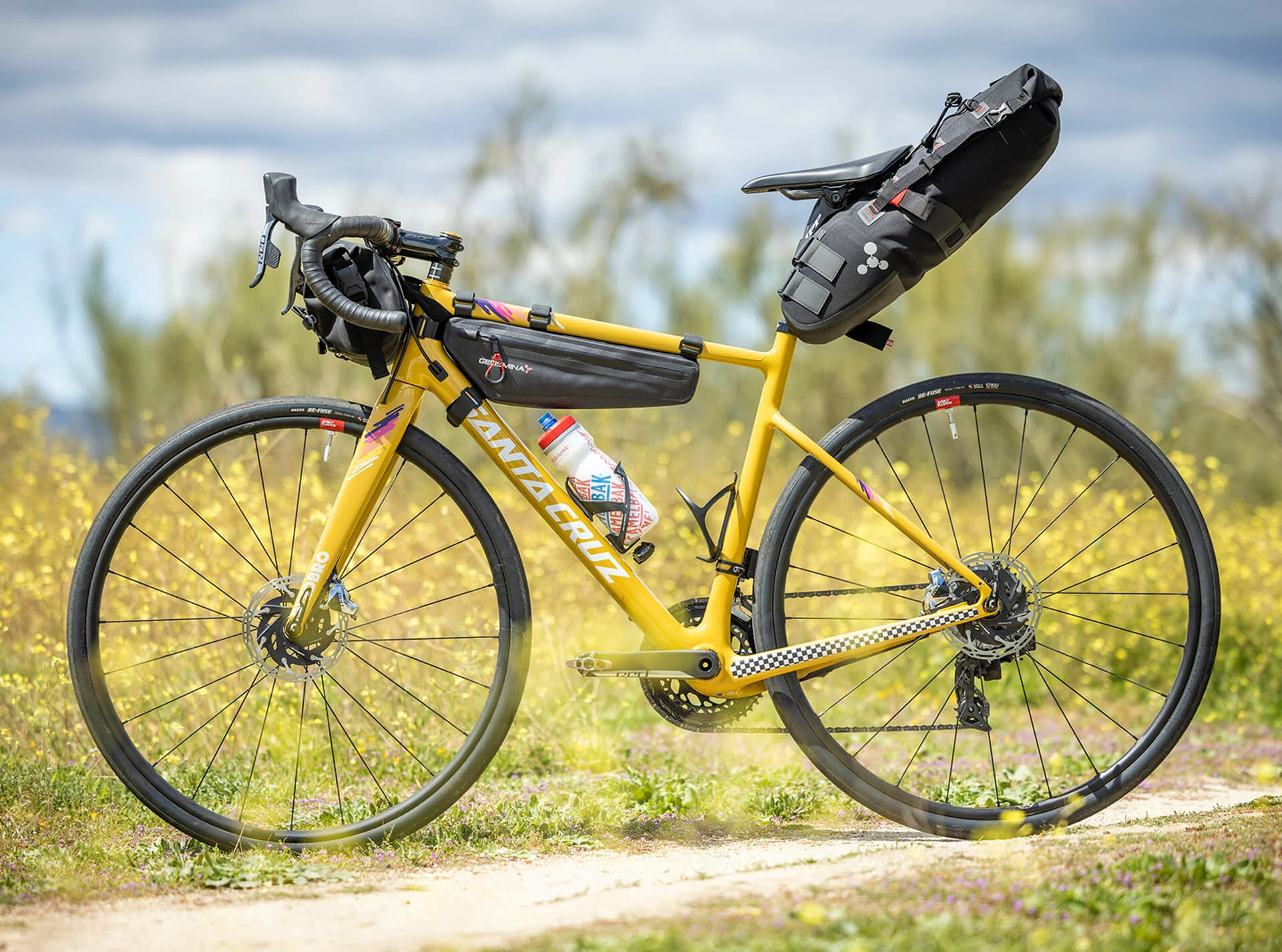 Dyedbro Kit De Protection De Cadre Gravel 80s - Matte 8 Dyedbro Kit De Protection De Cadre Gravel 80s - Matte – Image 6