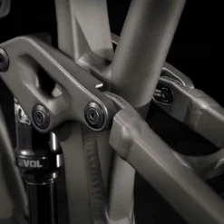 Trek Fuel EX 7 Gen 6 Matte Dnister Black -Vélos Soldes TrekFuelEX7Gen6MatteDnisterBlack 4